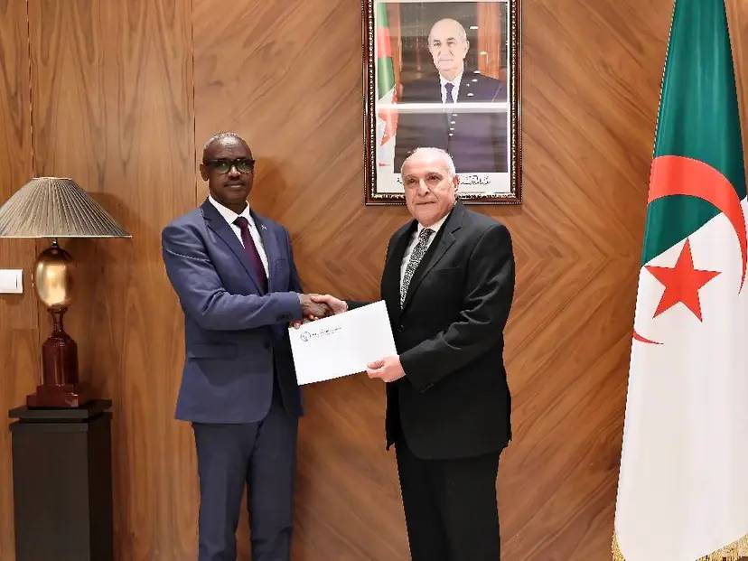 Mr. Attaf receives the Ambassador of the Republic of Rwanda