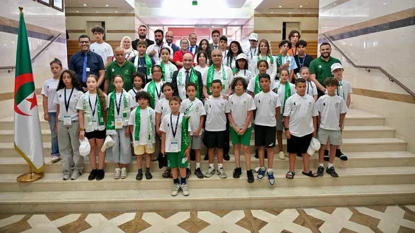 السيد شايب يستقبل فوجًا من أطفال الجالية الوطنية بالخارج المشاركين في الدورة الثانية من المخيمات الصيفية 2026